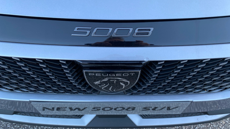 Peugeot 5008 157kW Allure 73kWh 5dr Auto Electric Estate